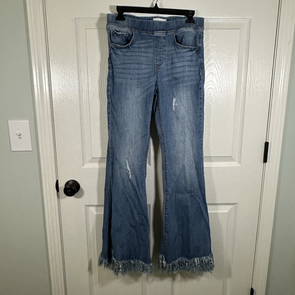 Tricot Pull On Fringe Flare Denim Jeans Light Wash Size M - Picture 1 of 8